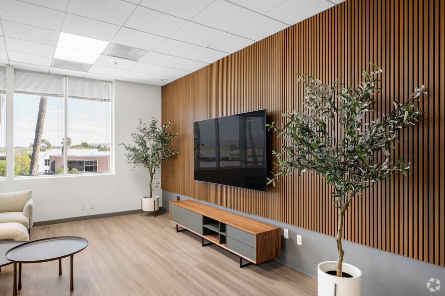 More Photos Of 10 Corporate Park, Irvine Office For Lease