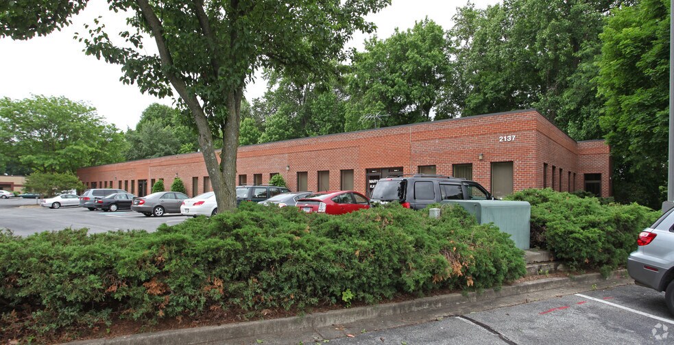 Primary Photo Of 2137 Espey Ct, Crofton Light Manufacturing For Lease