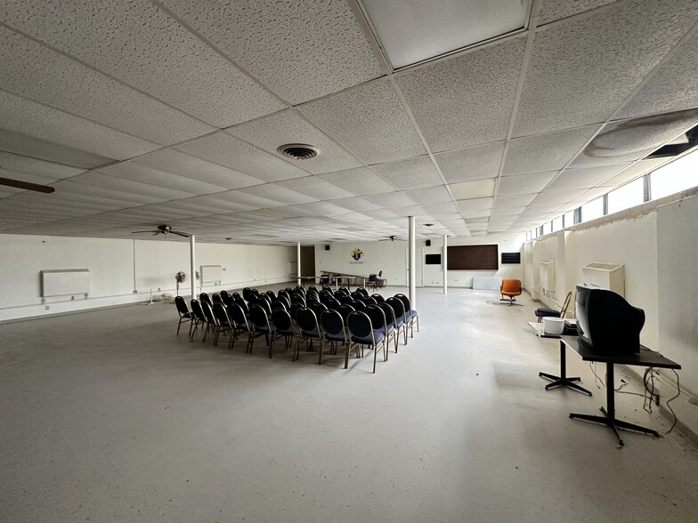 More Photos Of 78 Cherry St, Park Forest Religious Facility For Sale