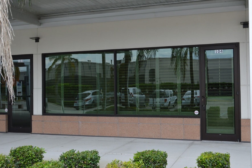 More Photos Of 250 Avenue K SW, Winter Haven Medical For Lease