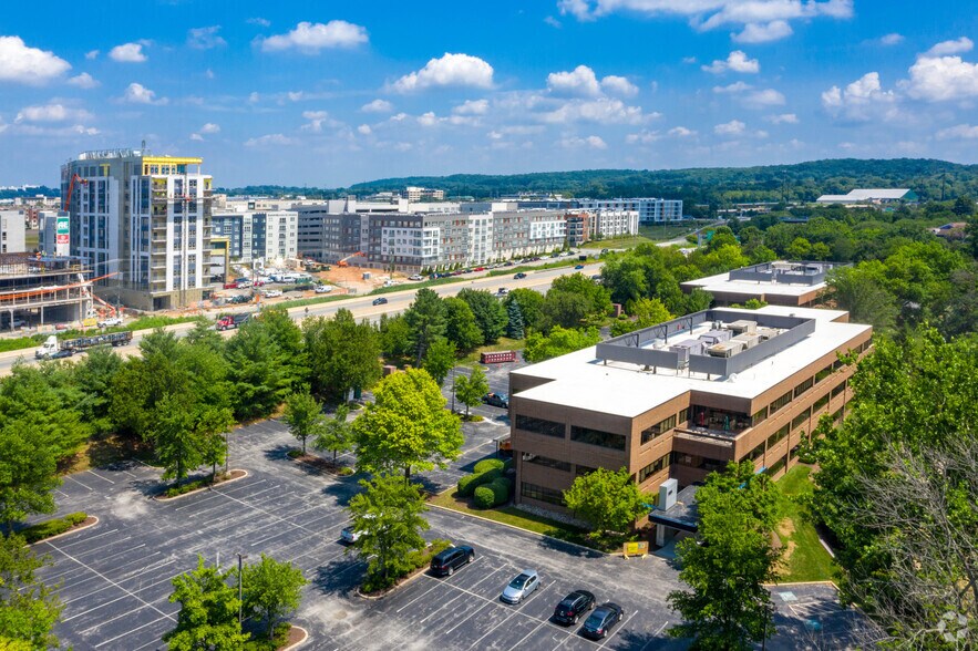 More Photos Of 1255 Drummers Ln, Wayne Unknown For Lease