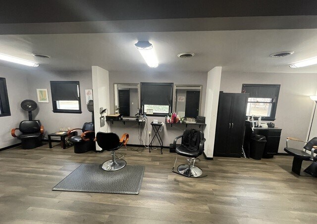 More Photos Of 126 E Fairmount Ave, Cedartown Office Residential For Sale