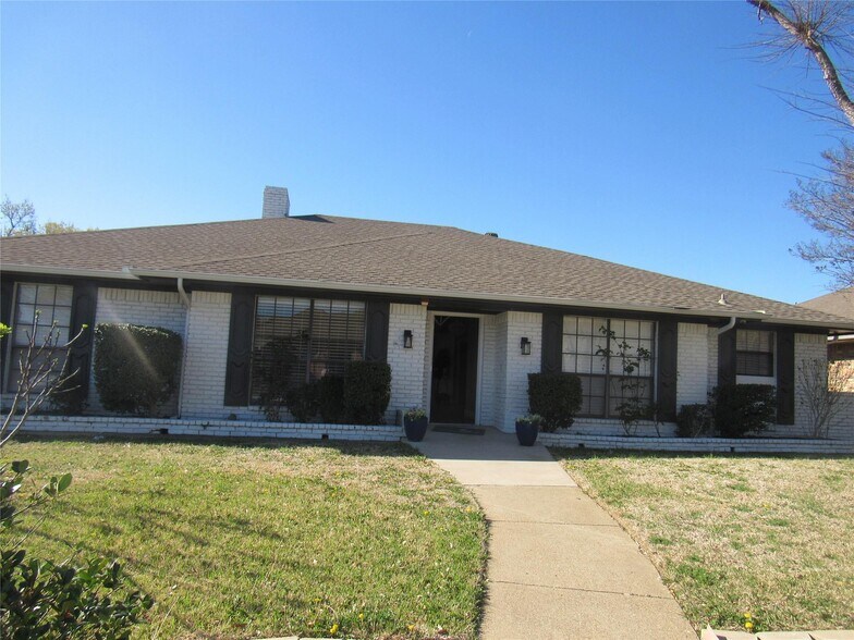 More Photos Of 9754 Amberley Dr, Dallas Assisted Living For Sale