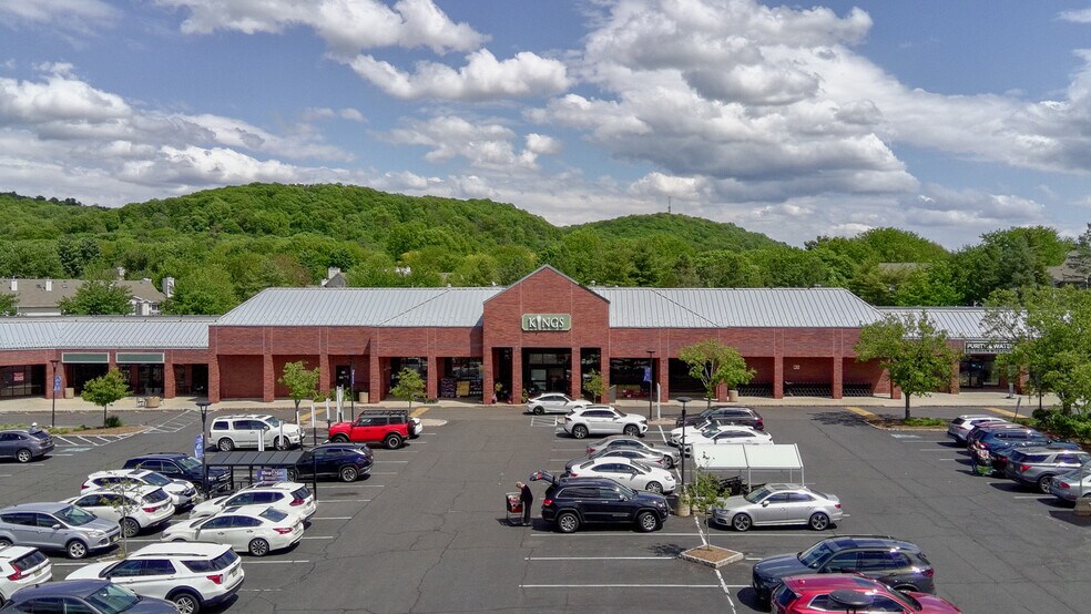 More Photos Of 400-470 US Highway 202/206 Dr, Bedminster Unknown For Lease