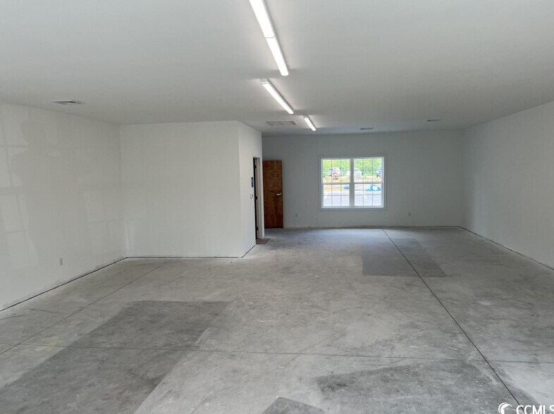 More Photos Of 211 Physicians Ct, Myrtle Beach Flex For Lease
