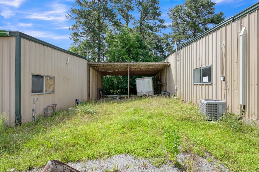 More Photos Of 2745 Interstate 45 S, New Waverly Manufacturing For Lease