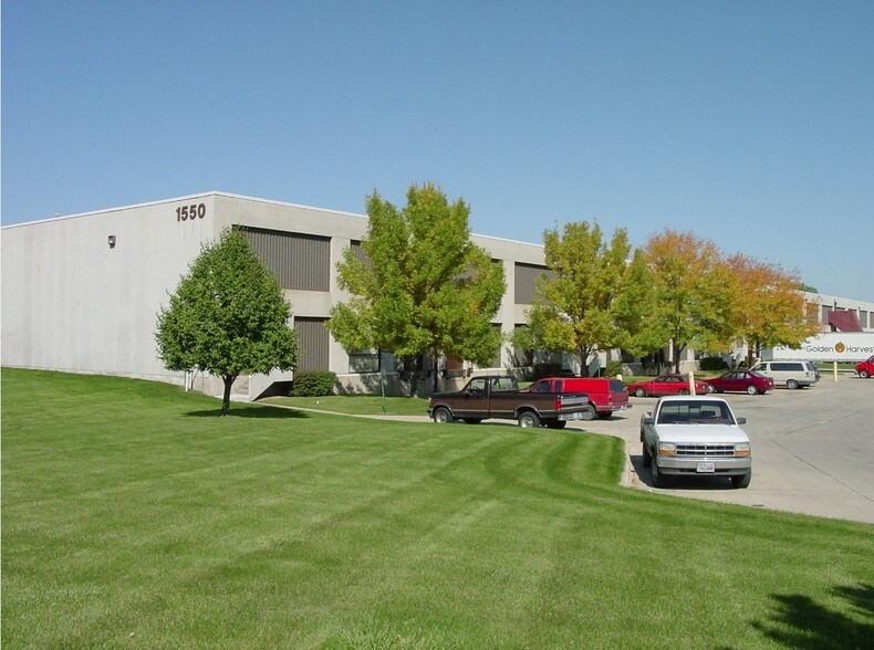 Primary Photo Of 1550 E Washington Ave, Des Moines Warehouse For Lease