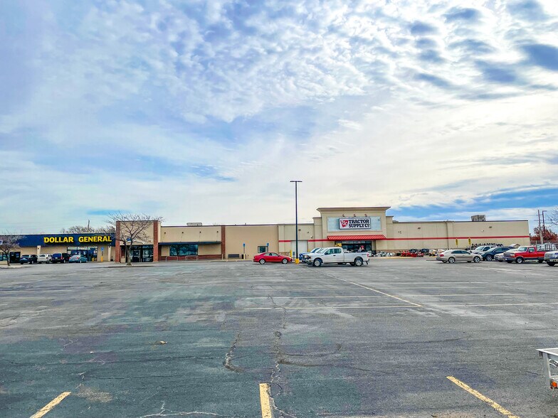 More Photos Of 1312 Industrial Rd, Emporia Unknown For Lease