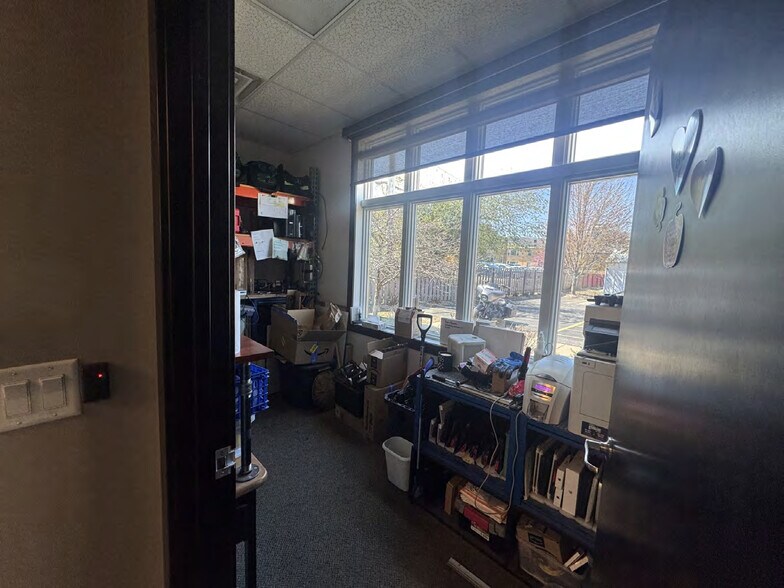 More Photos Of 915 Haywood Dr, Madison Office For Sale