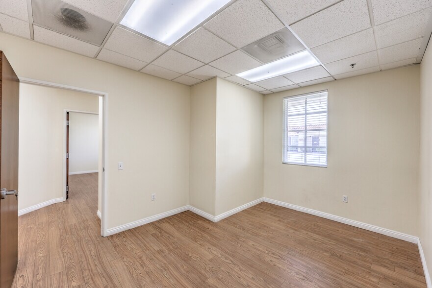 More Photos Of 3263 E Warm Springs Rd, Las Vegas Office Residential For Sale