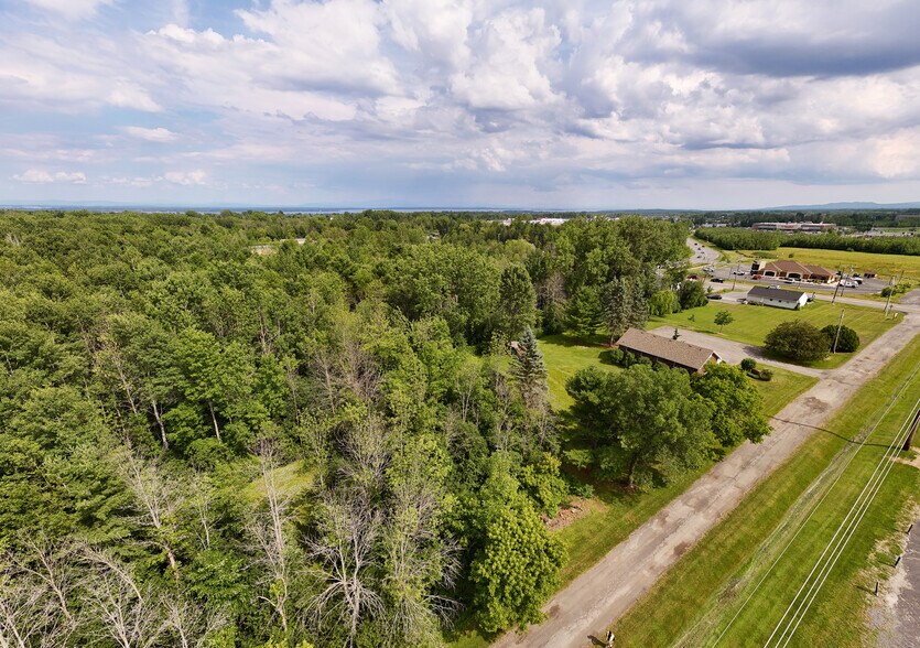 More Photos Of 228 Tom Miller Rd, Plattsburgh Flex For Sale