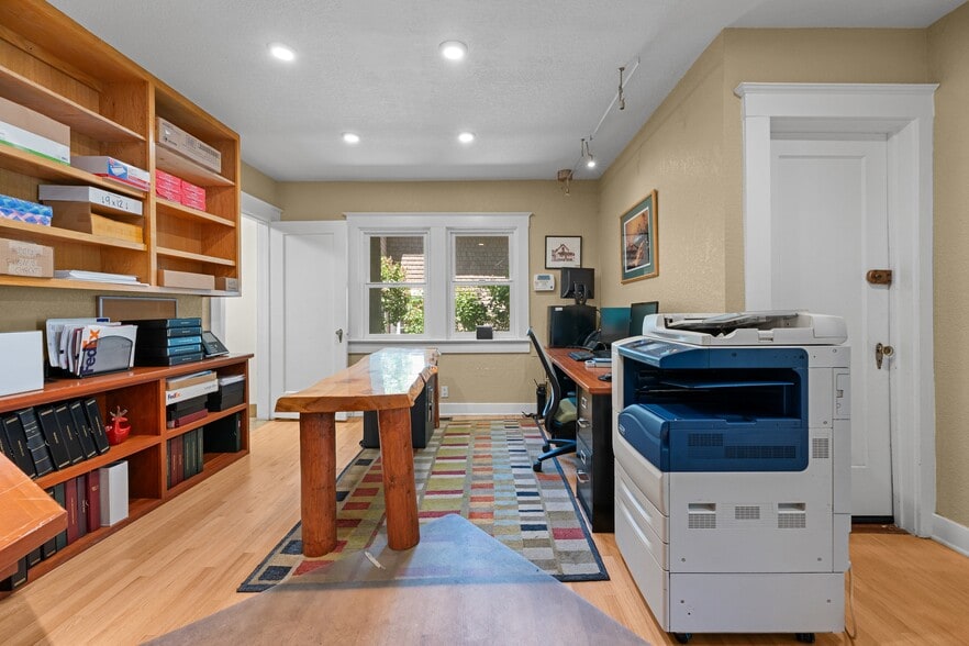 More Photos Of 10280 Donner Pass Rd, Truckee Office Residential For Sale