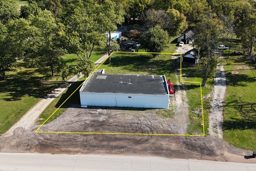 Primary Photo Of 10033 N Old State Road 67, Mooresville Flex For Sale