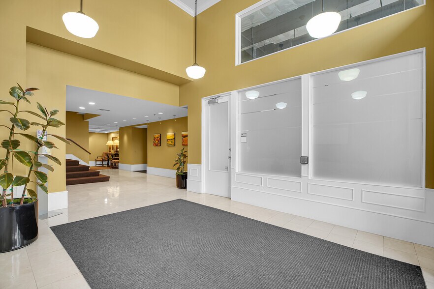 More Photos Of 838 SW 1st Ave, Portland Office For Lease