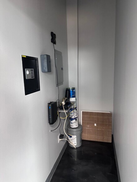 More Photos Of 2243 Commerce Pky, La Grange Auto Repair For Sale