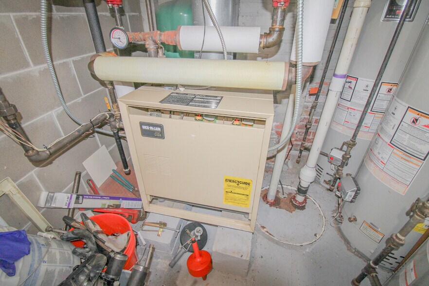 More Photos Of 6667-69 Devon Ave, Chicago Apartments For Sale