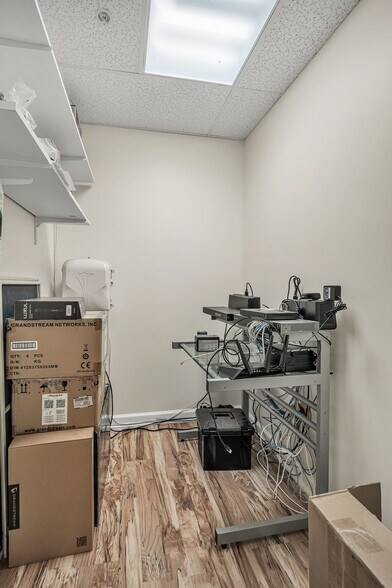 More Photos Of 815 Greenwood Ave, Jenkintown Medical For Sale