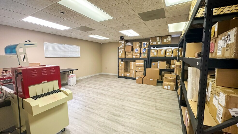 More Photos Of 1520 E Gary Rd, Lakeland Office For Lease