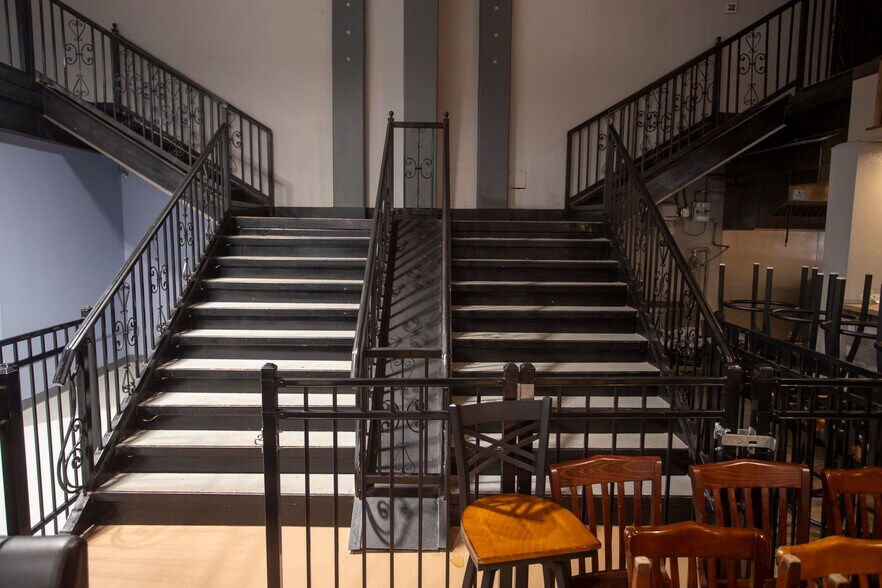 More Photos Of 25000 US 59 Rd, El Campo Flex For Sale