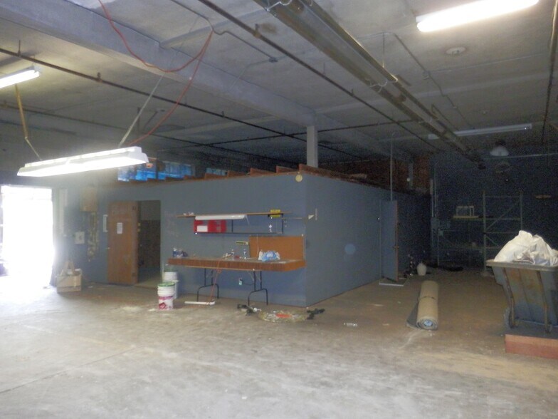 More Photos Of 710 Primos Ave, Primos Warehouse For Lease