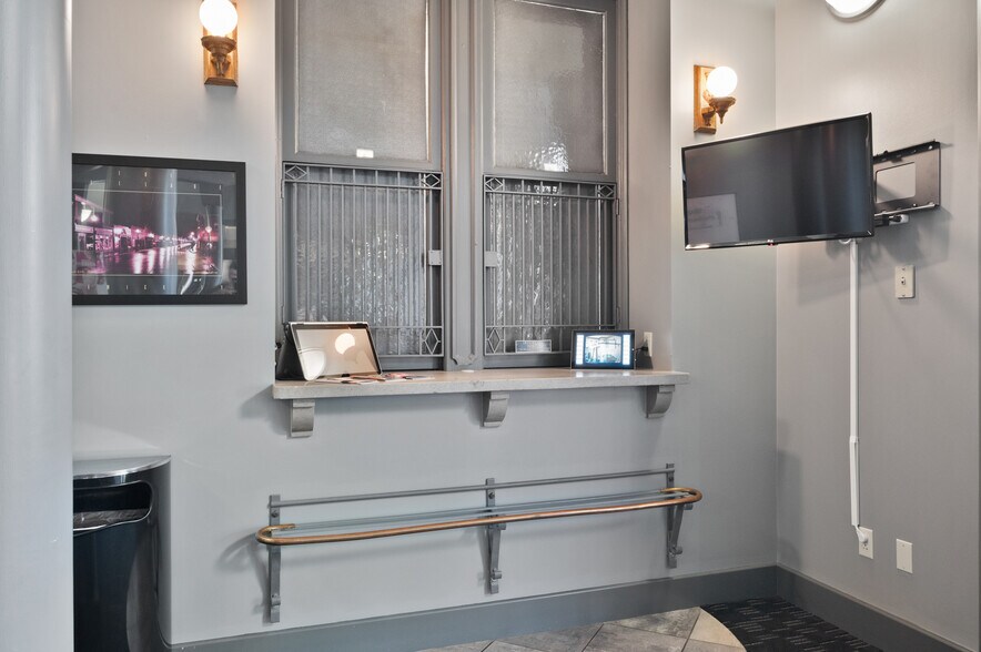 More Photos Of 500 Chadwick St, Sewickley Medical For Sale