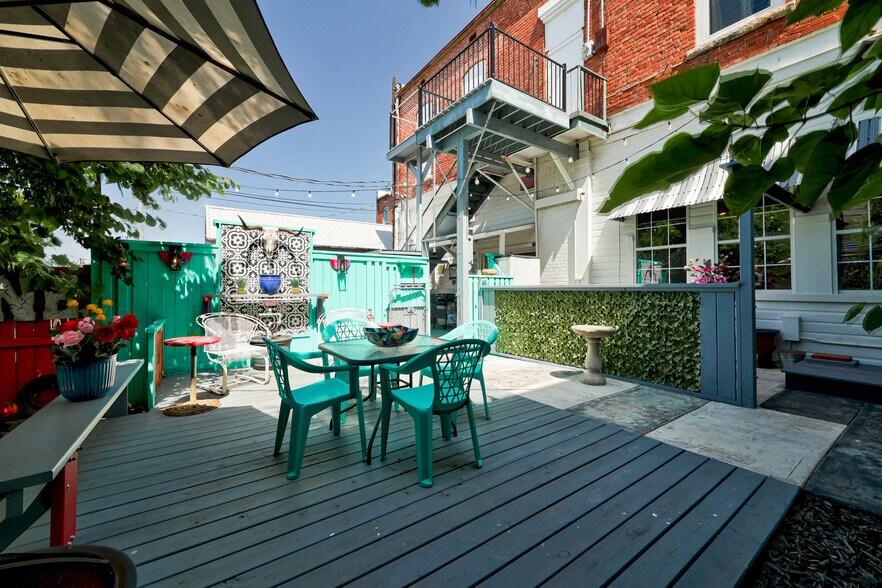 More Photos Of 117 W Harrison Ave, Guthrie Storefront Retail Residential For Sale