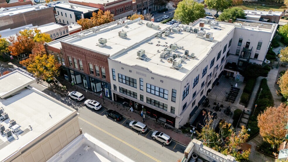 More Photos Of 140 E Main St, Rock Hill Office For Lease