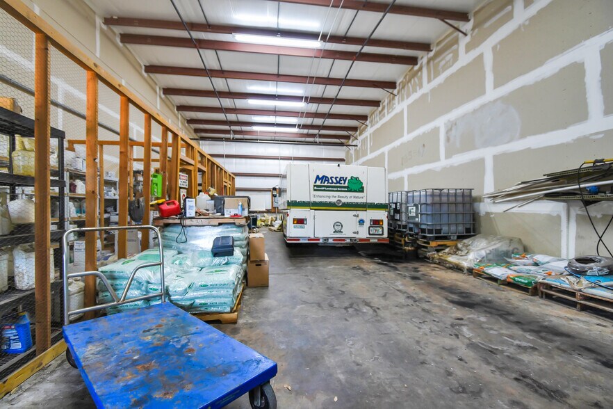More Photos Of 1761 Dobbs Rd, Saint Augustine Warehouse For Lease
