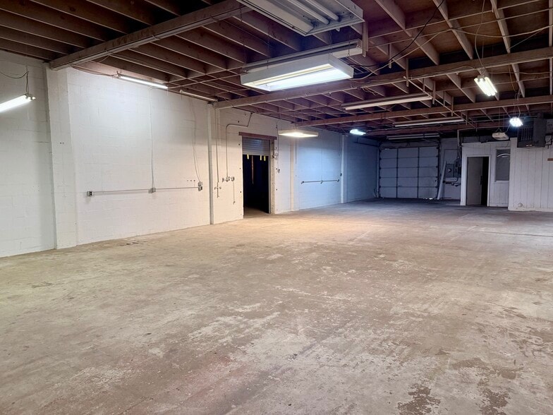 More Photos Of 416-424 W 25th St, Norfolk Freestanding For Sale