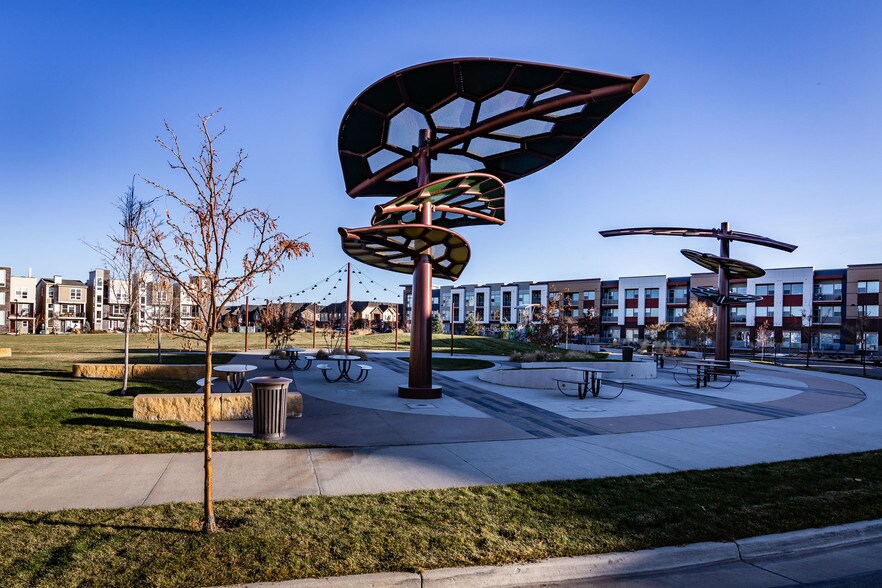 More Photos Of 399 E Dry Creek Rd, Littleton Multifamily For Sale