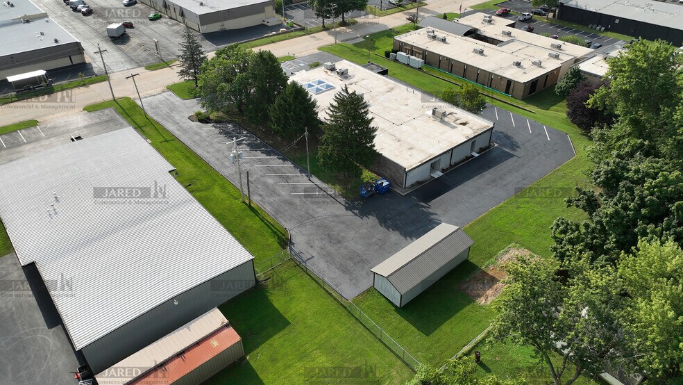 More Photos Of 509 S Union Ave, Springfield Light Distribution For Sale
