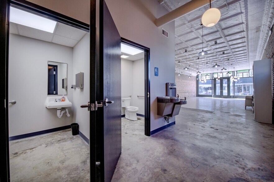 More Photos Of 130 N Arendell Ave, Zebulon Storefront Retail Office For Sale