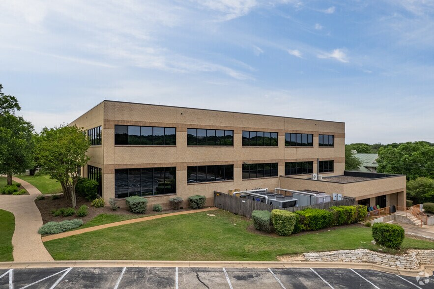More Photos Of 3001 Bee Caves Rd, Austin Office For Lease