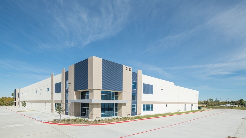 Primary Photo Of 3193 Bass Pro Dr, Grapevine Distribution For Lease