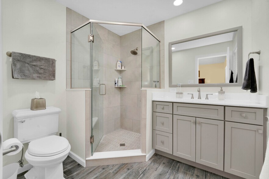 More Photos Of W12203 Highway 23, Ripon Auto Repair For Sale