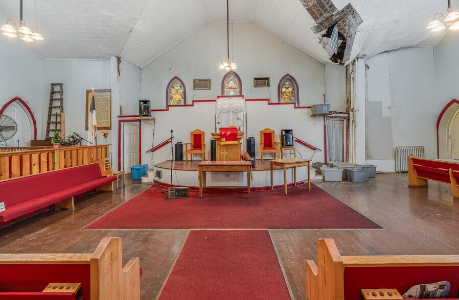 More Photos Of 220-222 Littleton Ave, Newark Religious Facility For Sale