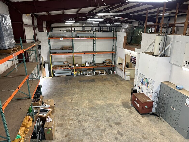 More Photos Of 2005 FM 1960 Bypass Rd E, Humble Warehouse For Sale