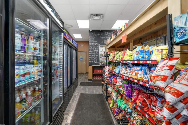 More Photos Of 13730 Livernois Ave, Detroit General Retail For Sale