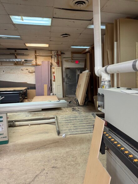 More Photos Of 255 Leonia Ave, Bogota Light Manufacturing For Lease