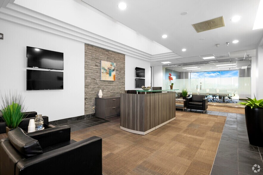 More Photos Of 15150 Preston Rd, Dallas Coworking Space