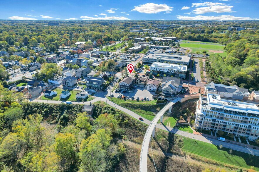 More Photos Of 72 N High St, Dublin Storefront Retail Office For Lease