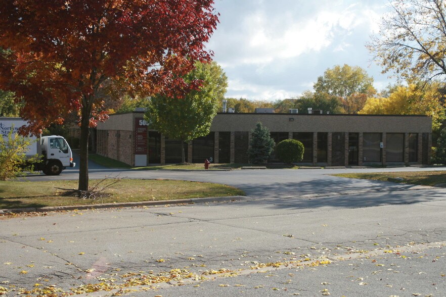 Primary Photo Of 5050 Newport Dr, Rolling Meadows Light Distribution For Lease