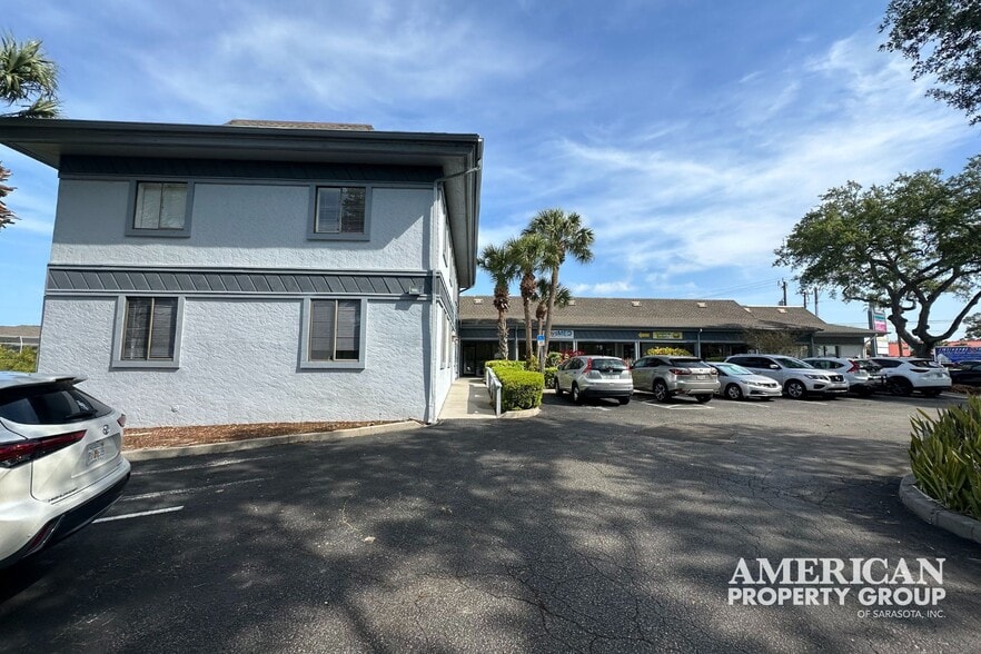 More Photos Of 7222 S Tamiami Trl, Sarasota General Retail For Lease