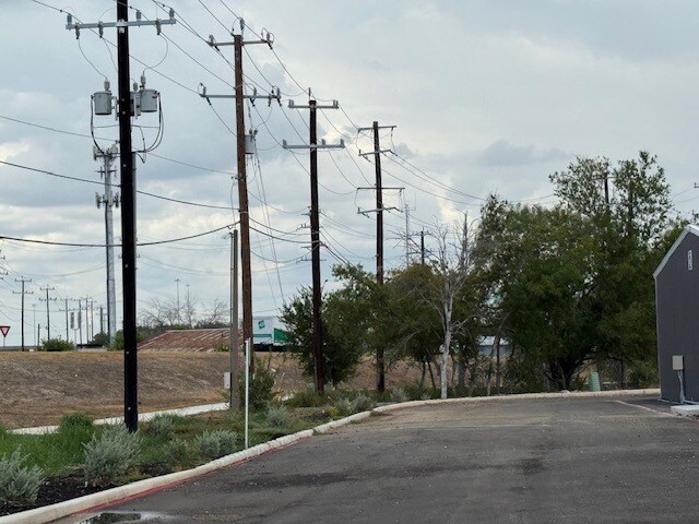 More Photos Of 9326 SE Loop 410, San Antonio Flex For Sale