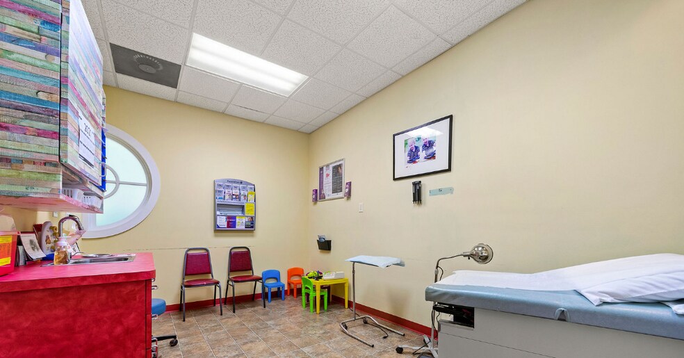 More Photos Of 1201 Georgian Park, Peachtree City Medical For Sale