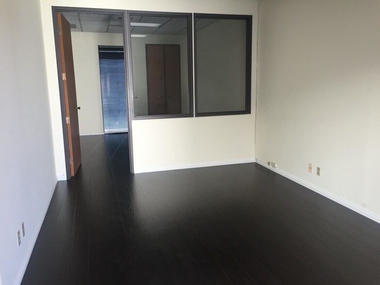 More Photos Of 119 S Atlantic Blvd, Monterey Park Office For Sale