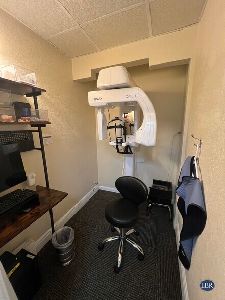 More Photos Of 2211 Sarno Rd, Melbourne Medical For Lease