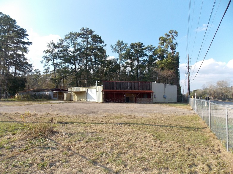Primary Photo Of 1313 Magnolia Point Dr, Huffman Warehouse For Sale