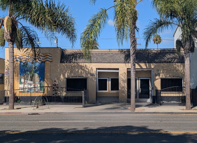 More Photos Of 425-427 Atlantic Ave, Long Beach Office For Lease