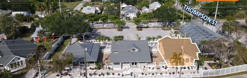 More Photos Of 1815 Fowler St, Fort Myers Freestanding For Lease